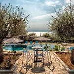 Holiday home Needa's - New Hope Poolside
