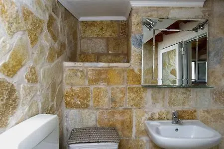 Needa's - New Hope Poolside *